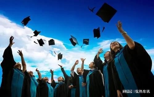 成人高考现状视频,变革中的教育之路