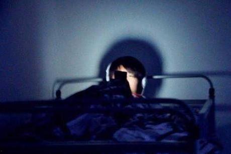 成人深夜视频在线观看